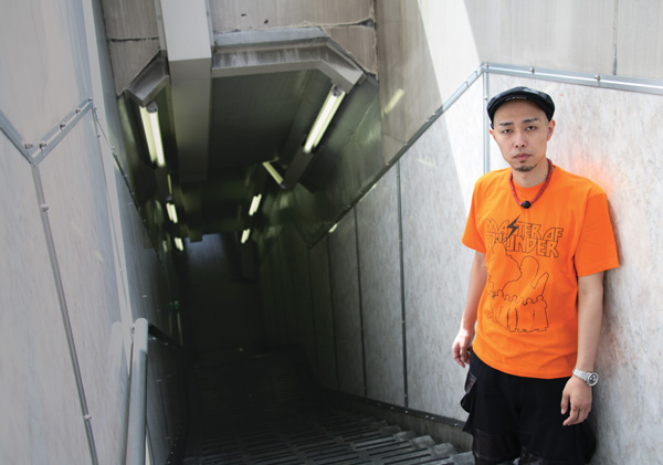 http://www.cospa.com/special/continue/main/0029.jpg