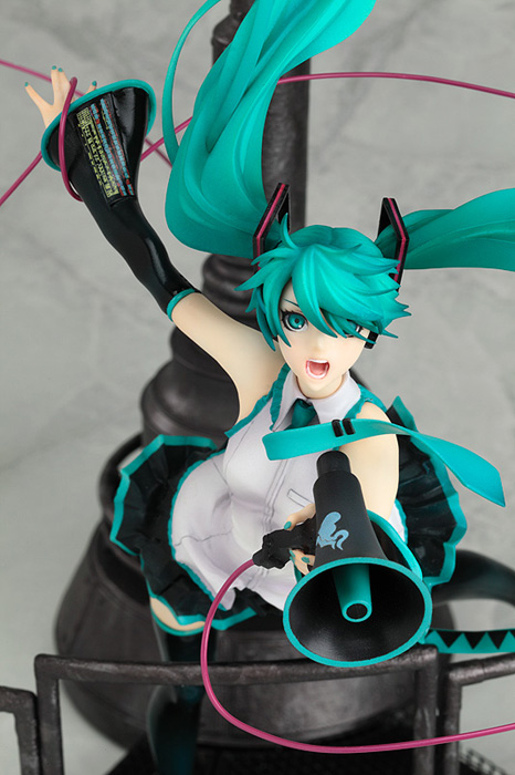 1/8 PVC塗装済み完成品 初音ミク 恋は戦争ver. [初音ミク