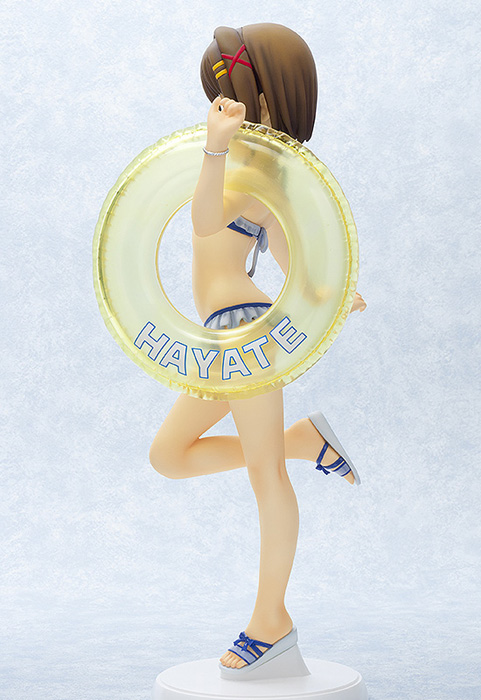 Amazon.co.jp: 魔法少女リリカルなのはStrikerS 八神はやて 水着ver. (1/4スケール PVC塗装済み完成品) : ホビー